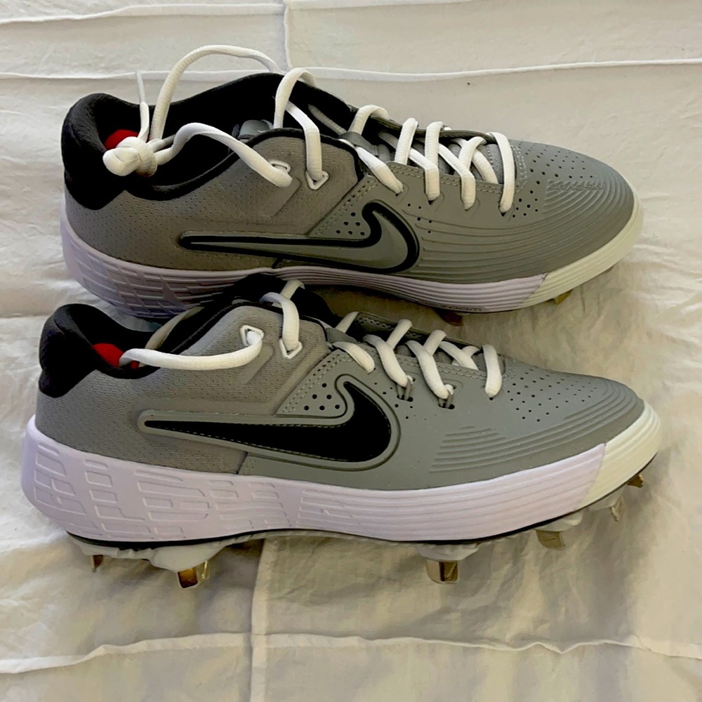 NIKE CLEATS U. S. SIZE 7 1/2M.   BRAND NEW!
